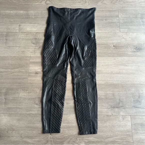 SPANX Pants - Spanx Moto Faux Leather leggings - size XL